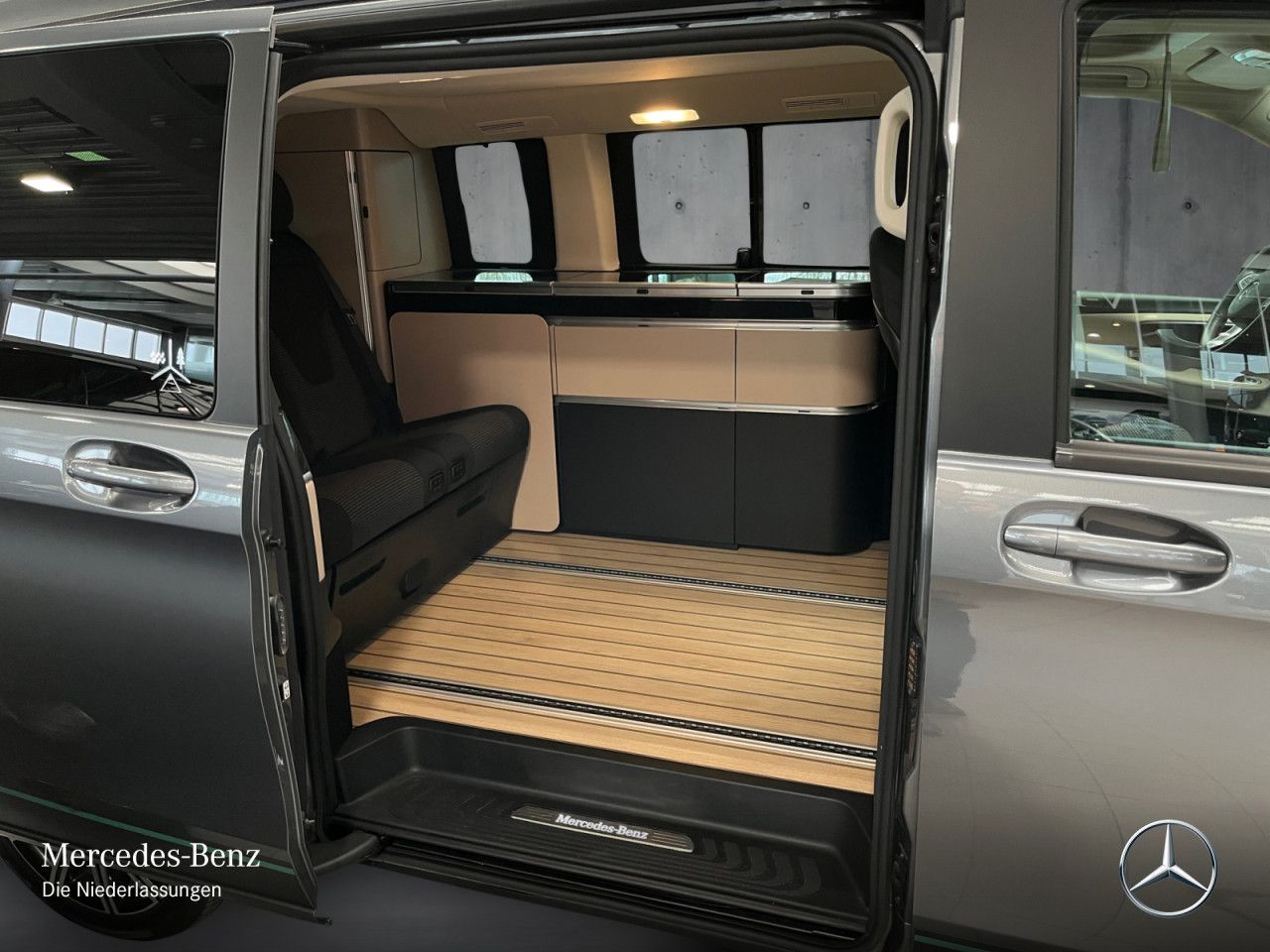 Mercedes-Benz V-Klass Marco Polo 300 d EDITION - Samsaru's Car Outlet