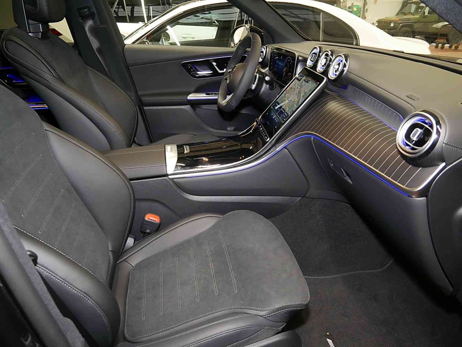 Mercedes-Benz GLC 450 d 4MATIC AMG MBUX Burm Night Ambiente