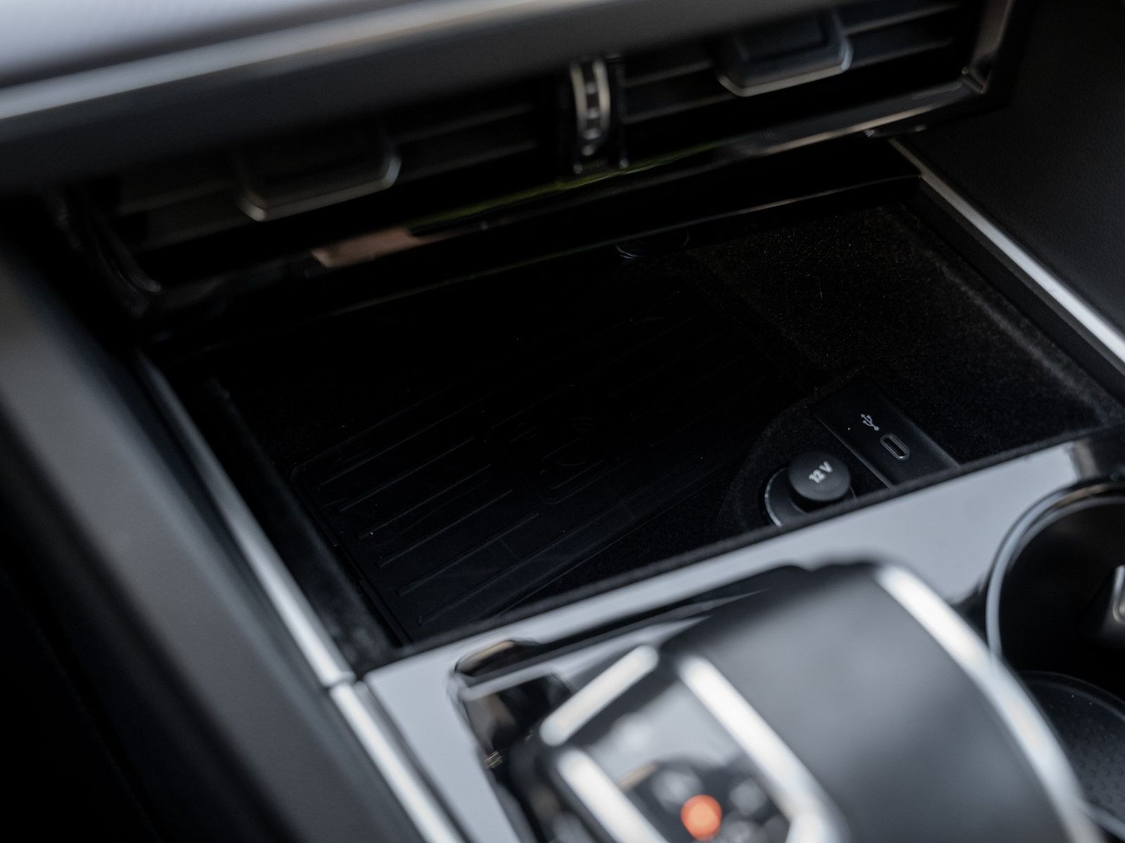 Volkswagen Touareg TDI R-Line Pano IQLight AHK Kam. Leder