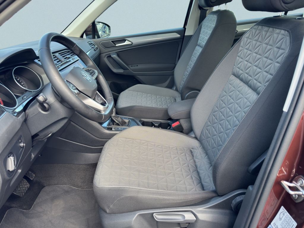 Volkswagen Tiguan 2.0 TDI DSG Life - Samsaru's Car Outlet