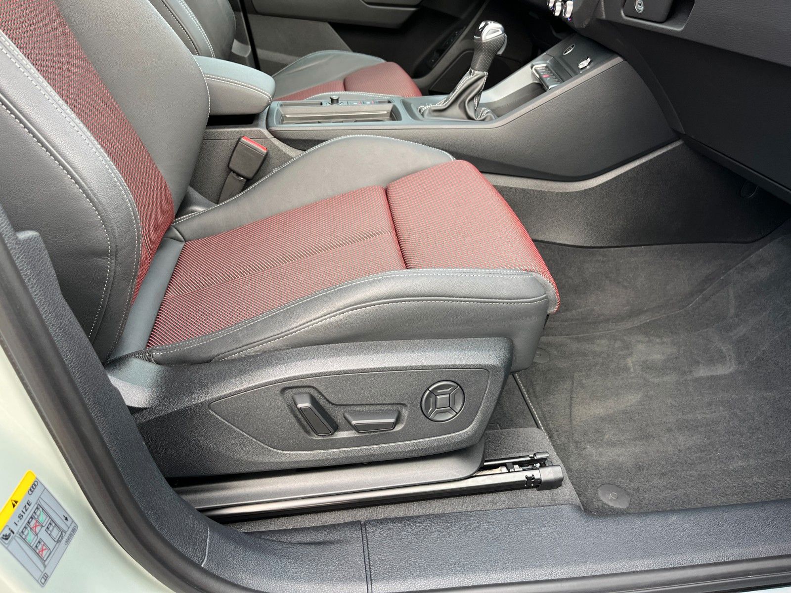 Audi Q3 Sportback 35 TDI quattro S line - Samsaru's Car Outlet