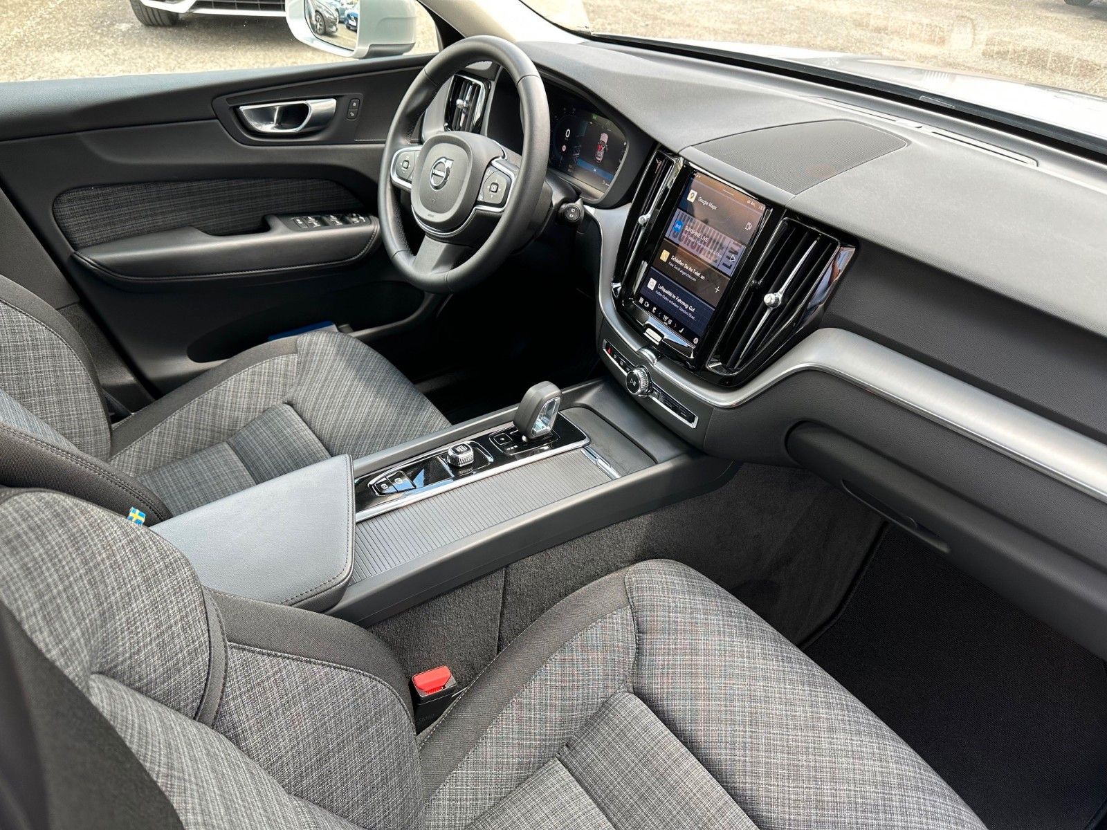 Volvo XC60 B4 Diesel Core - Samsaru's Car Outlet
