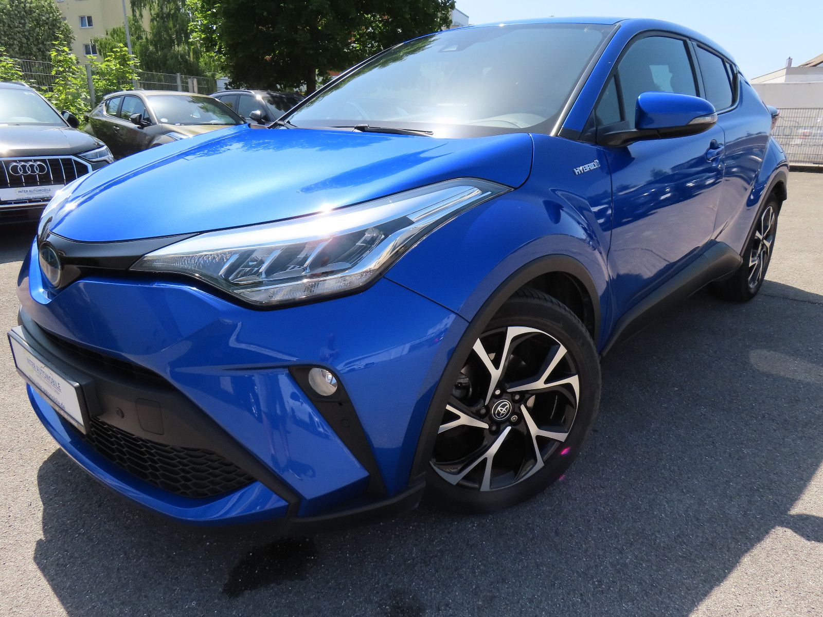 Toyota C-HR 1.8 Hybrid Style - Samsaru's Car Outlet