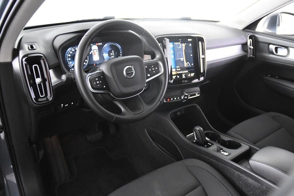 Volvo XC40 T4 Recharge - Samsaru's Car Outlet