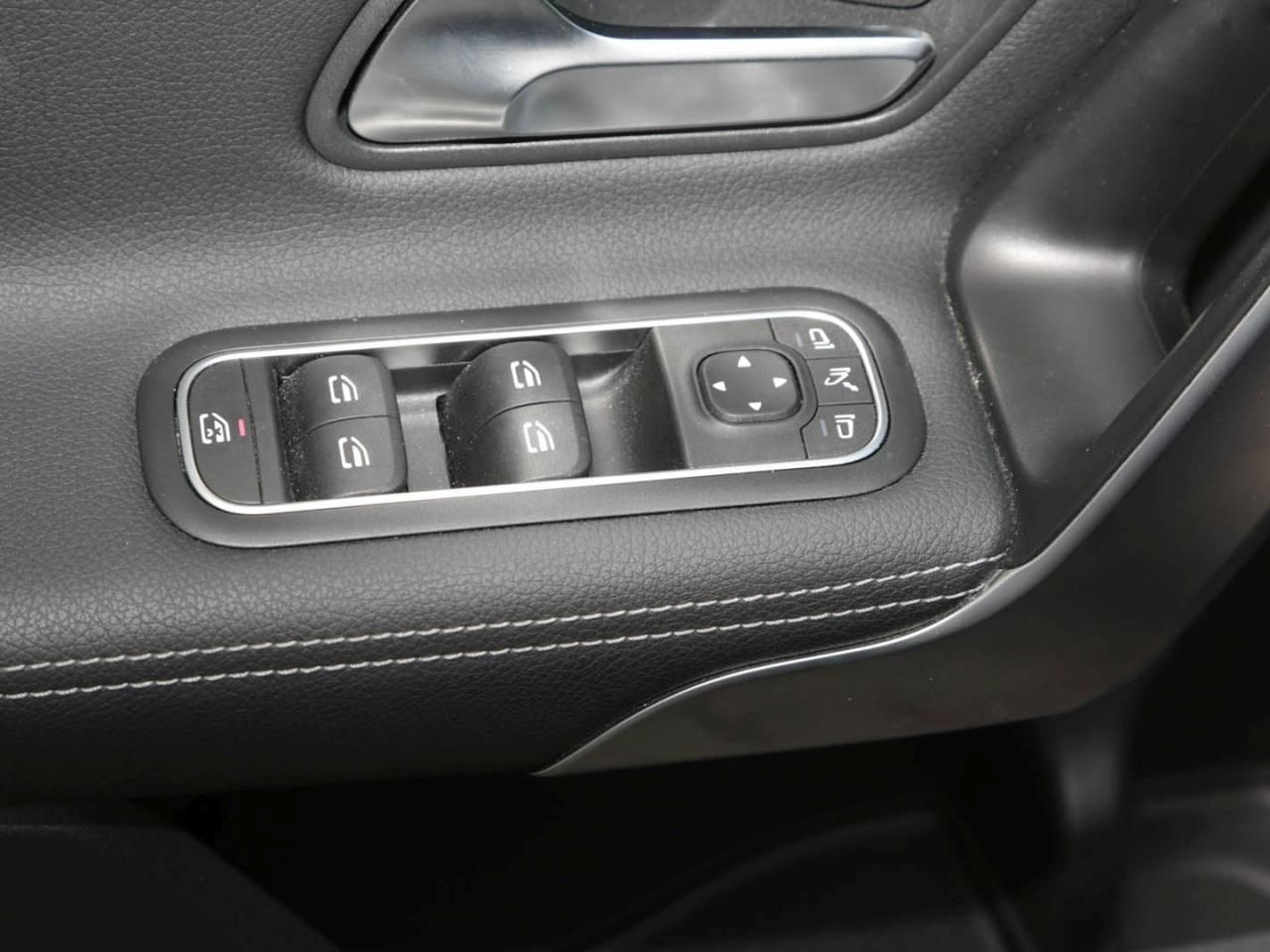 Mercedes-Benz CLA 35 AMG 4M - Samsaru's Car Outlet