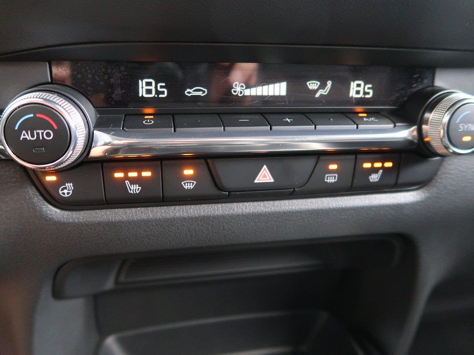 Mazda CX-30 Selection 186 PS *Automatik*AHK*LED* *Auto