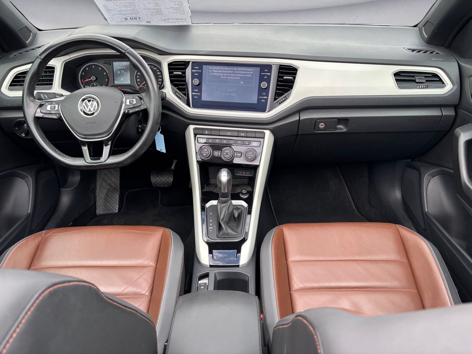 Volkswagen T-Roc 1.5 TSI STYLE DSG - Samsaru's Car Outlet