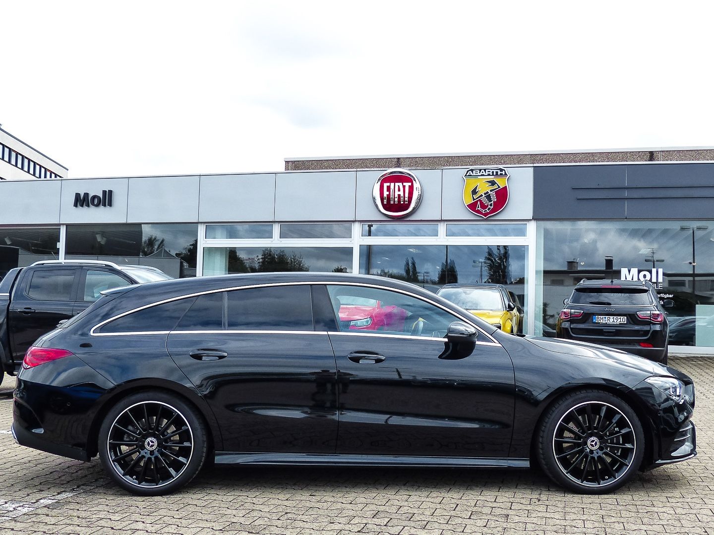 Mercedes-Benz CLA 250 Shooting Brake 4Matic - Samsaru's Car Outlet