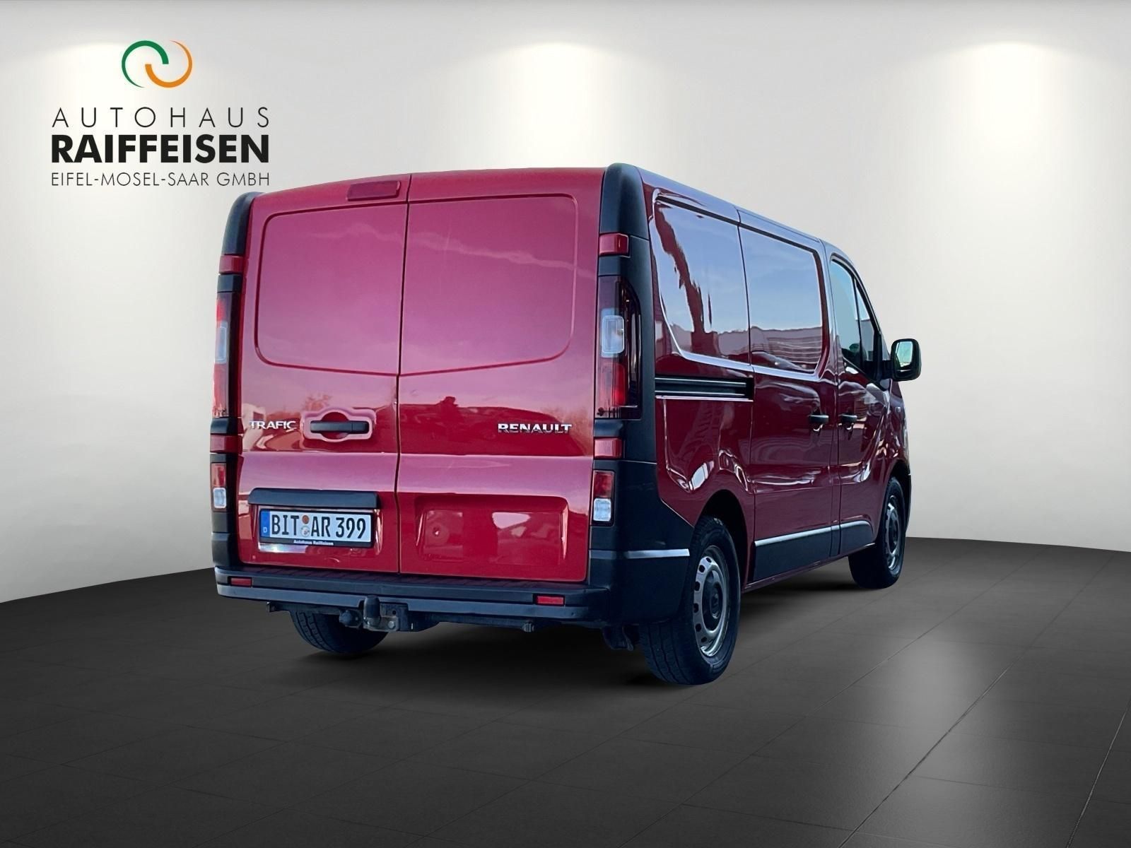 Renault Trafic - Samsaru's Car Outlet