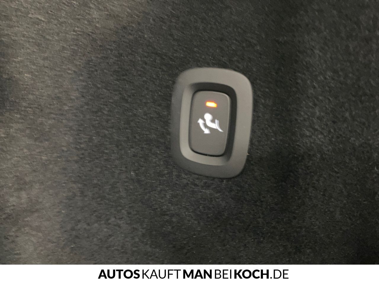 Volvo XC60 B5 AWD PlusDark ACC BLIS AHK 4xSHz VLED H&K