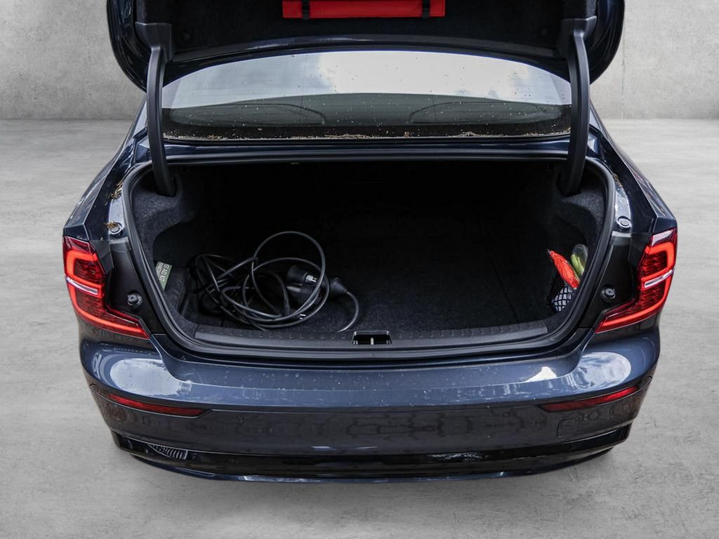 Volvo S60 T8 Ultimate Dark Recharge Plug-In Hybrid AWD