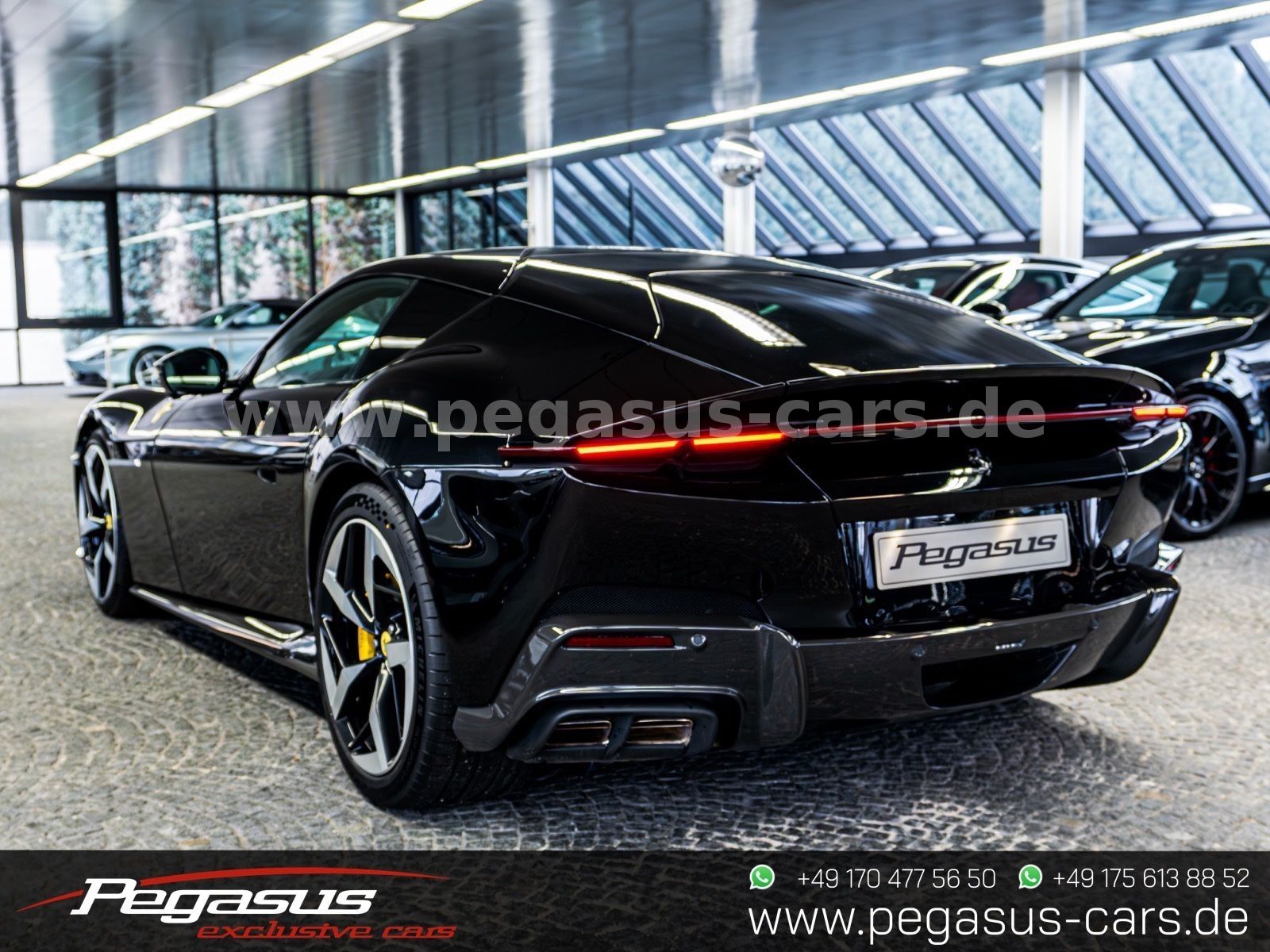Ferrari 12 Cilindri CARBON*KAMERA*LIFT*PANORAMA*