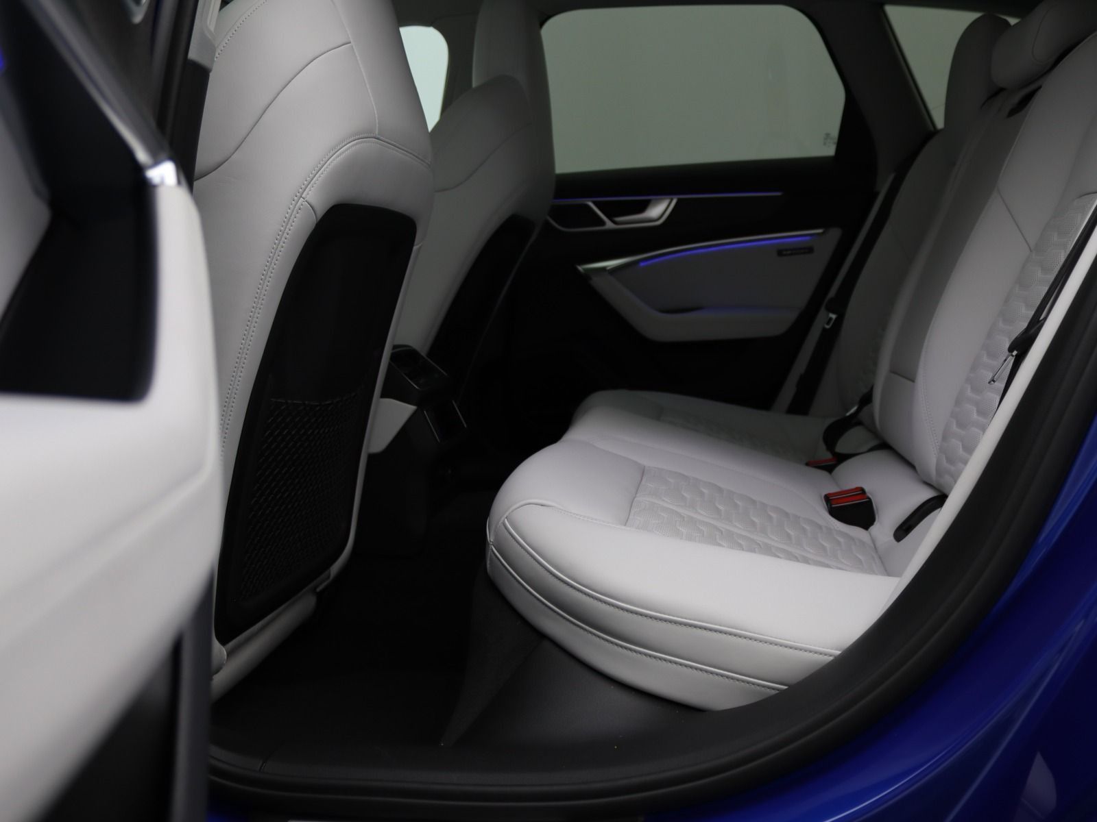 Audi RS 6 Avant TFSI quattro / Pano, Keramik, Laser