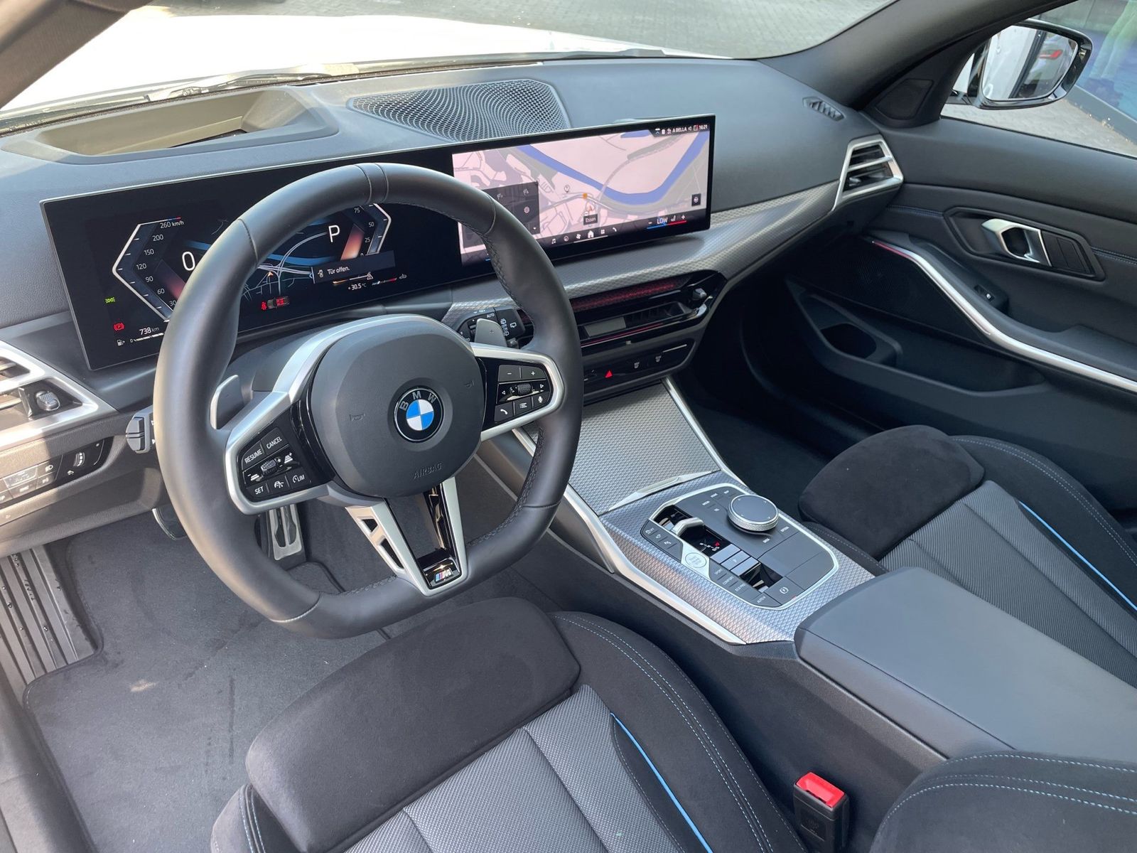 BMW 320d Touring M Sport || Pano Head-Up HiFi 360°