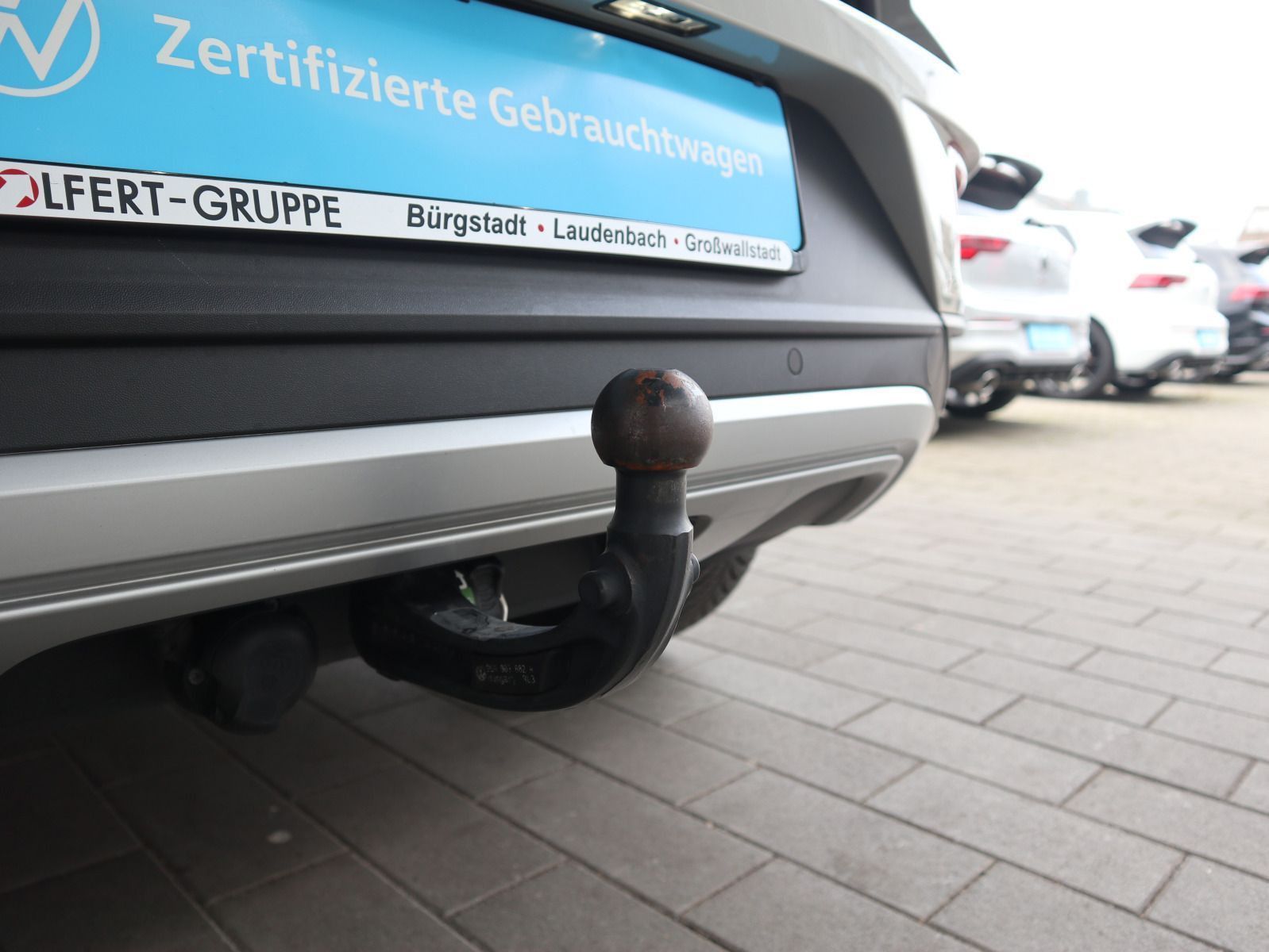 Volkswagen T-Roc 1.5 TSI DSG Life - Samsaru's Car Outlet