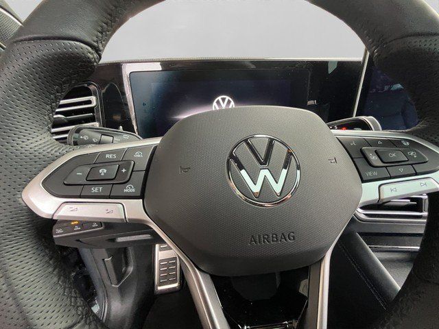 Volkswagen Tiguan 1.5 eHybrid DSG R-Line *HUD*AHK*PANO*SZH*