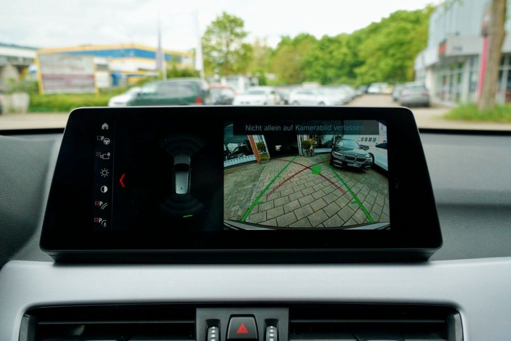 BMW X1 xDrive 18 d Advantage - Samsaru's Car Outlet
