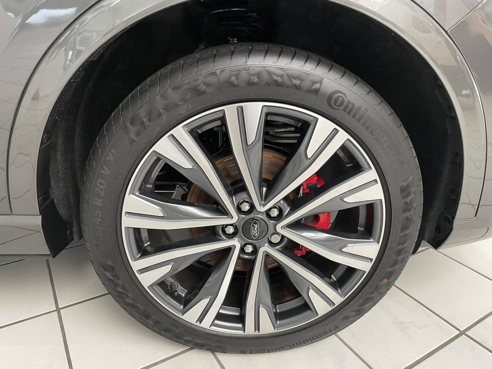 Ford Kuga ST-Line X - Samsaru's Car Outlet
