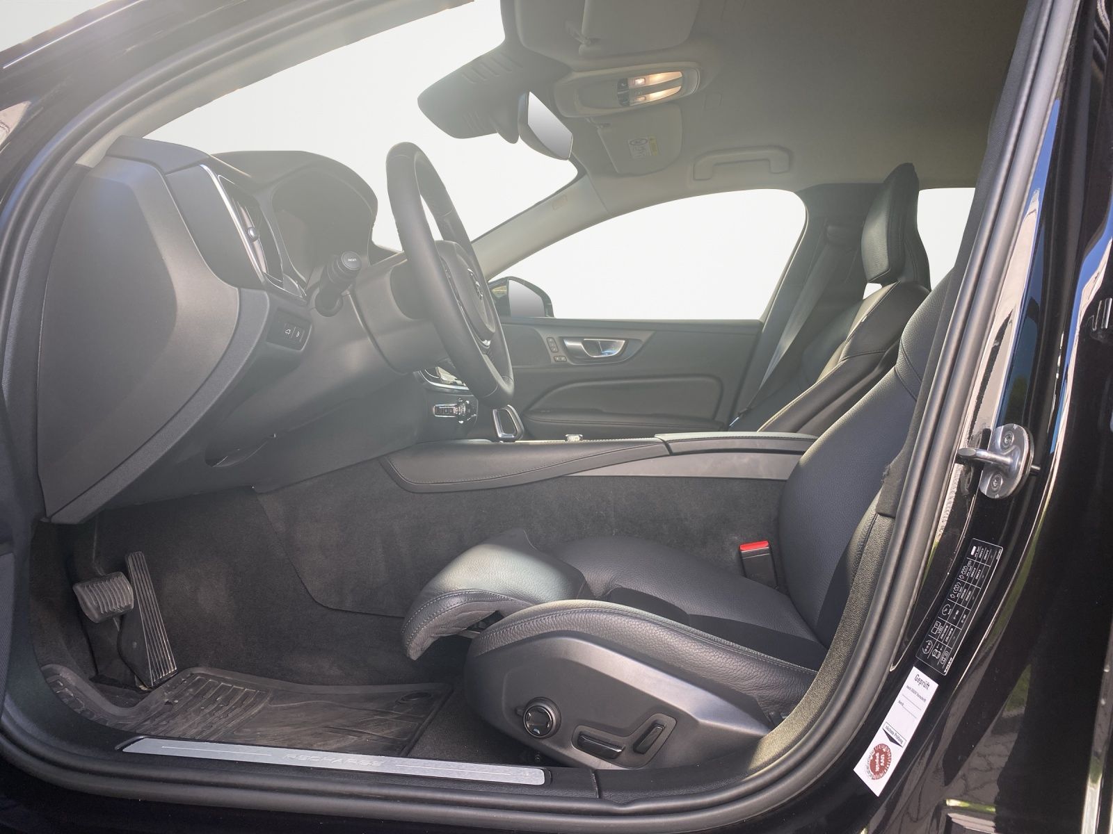 Volvo V60 T8 Plus Bright MRY*SHZ*PDC