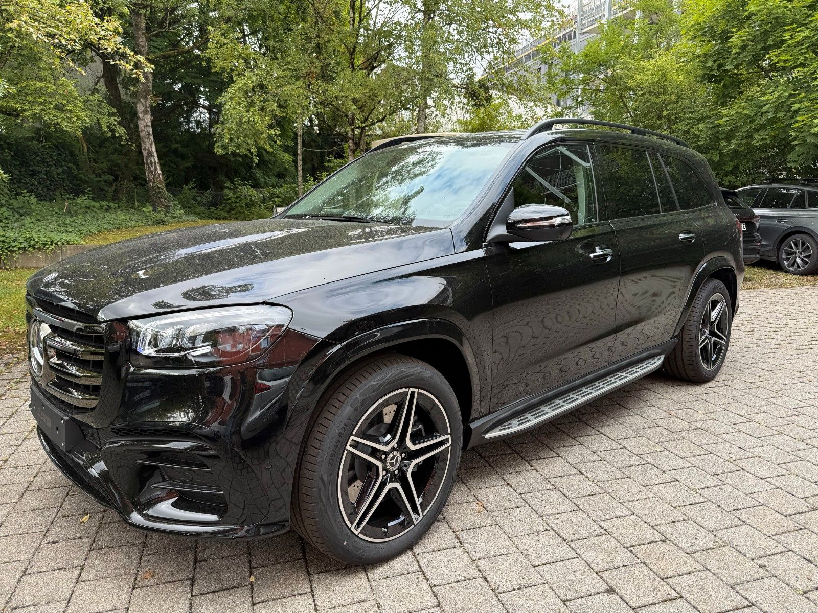 Mercedes-Benz GLS 450 4MATIC AMG Line - Samsaru's Car Outlet