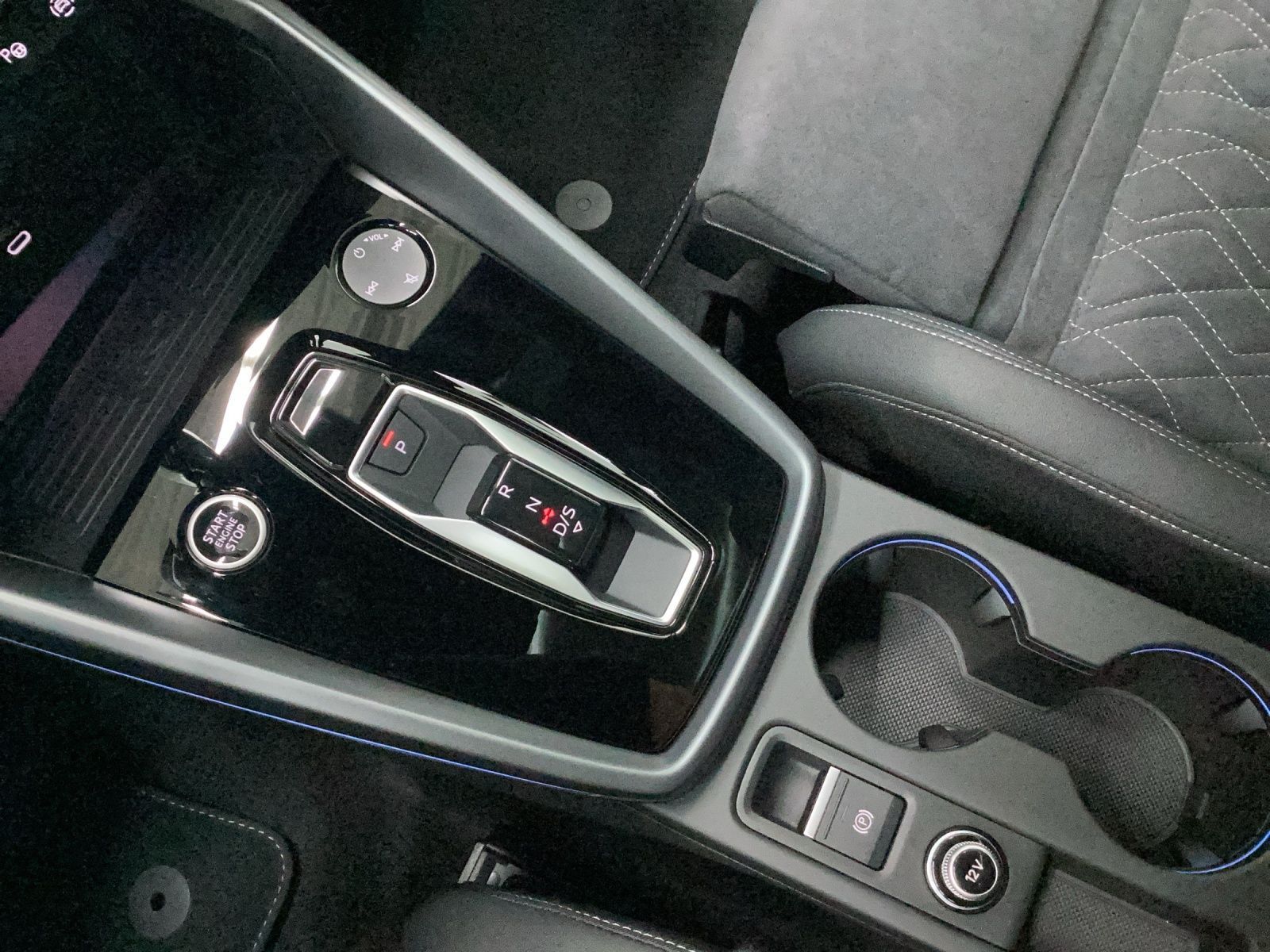 Audi A3 Sportback TFSIe S LINE OPS+ MATRIX KAMERA SON