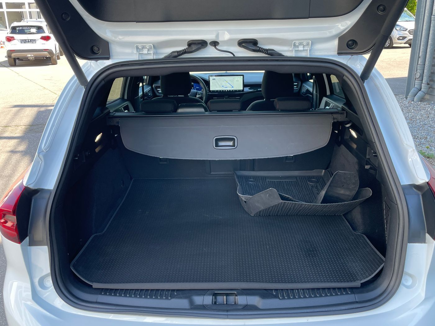 Ford Focus Turnier ST-Line X el. SHD Glas Navi Kamera