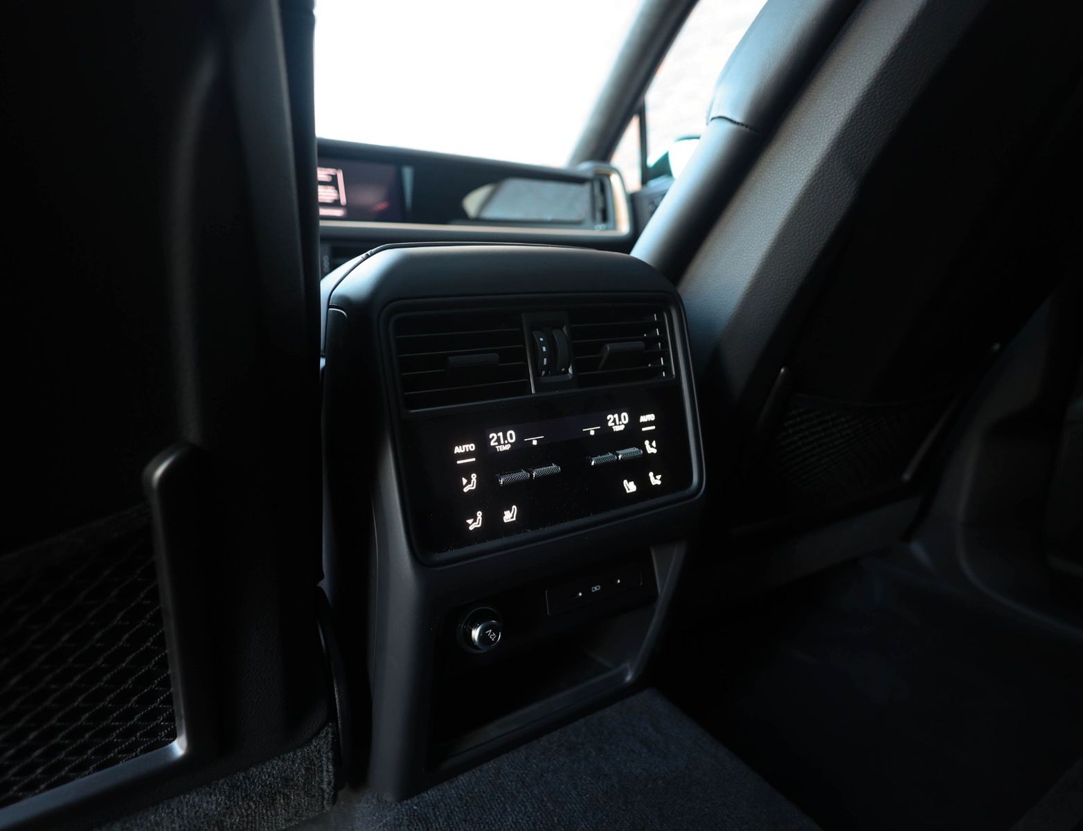 Porsche Cayenne Coupe E-Hybrid *Goodwood Green*