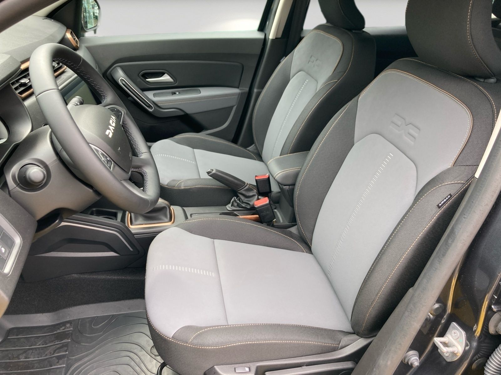 Dacia Duster Extreme TCe 150 EDC - Samsaru's Car Outlet