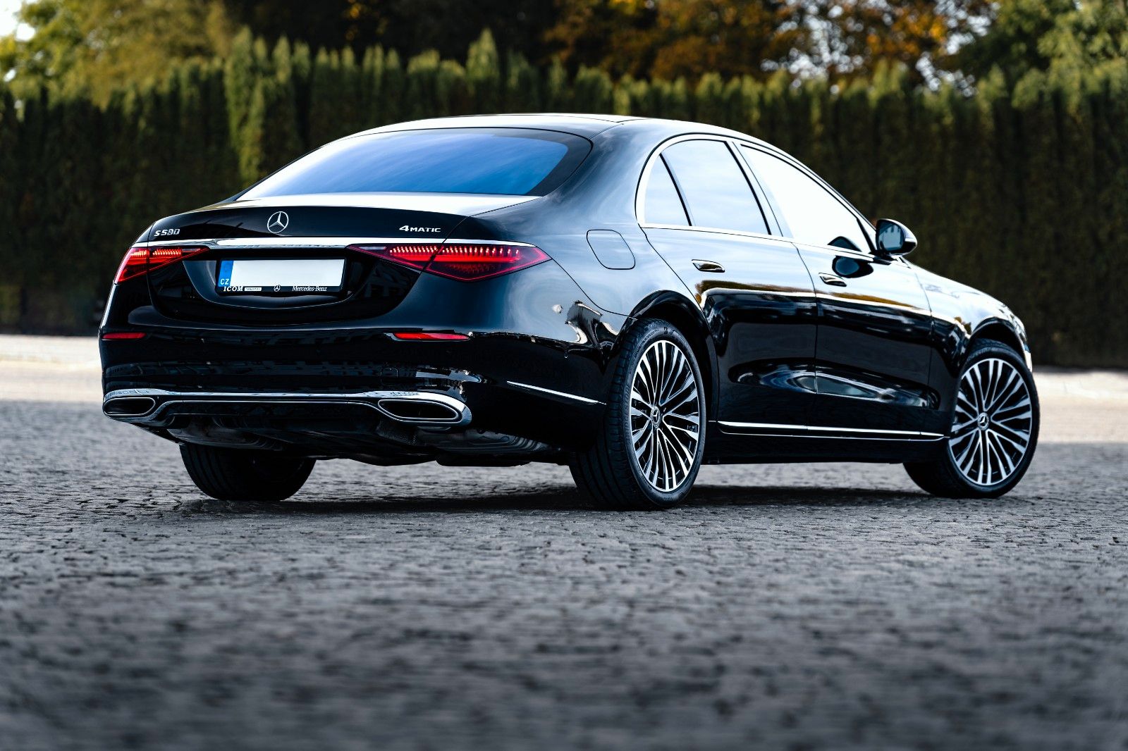 Mercedes-Benz S 580 4Matic - Samsaru's Car Outlet
