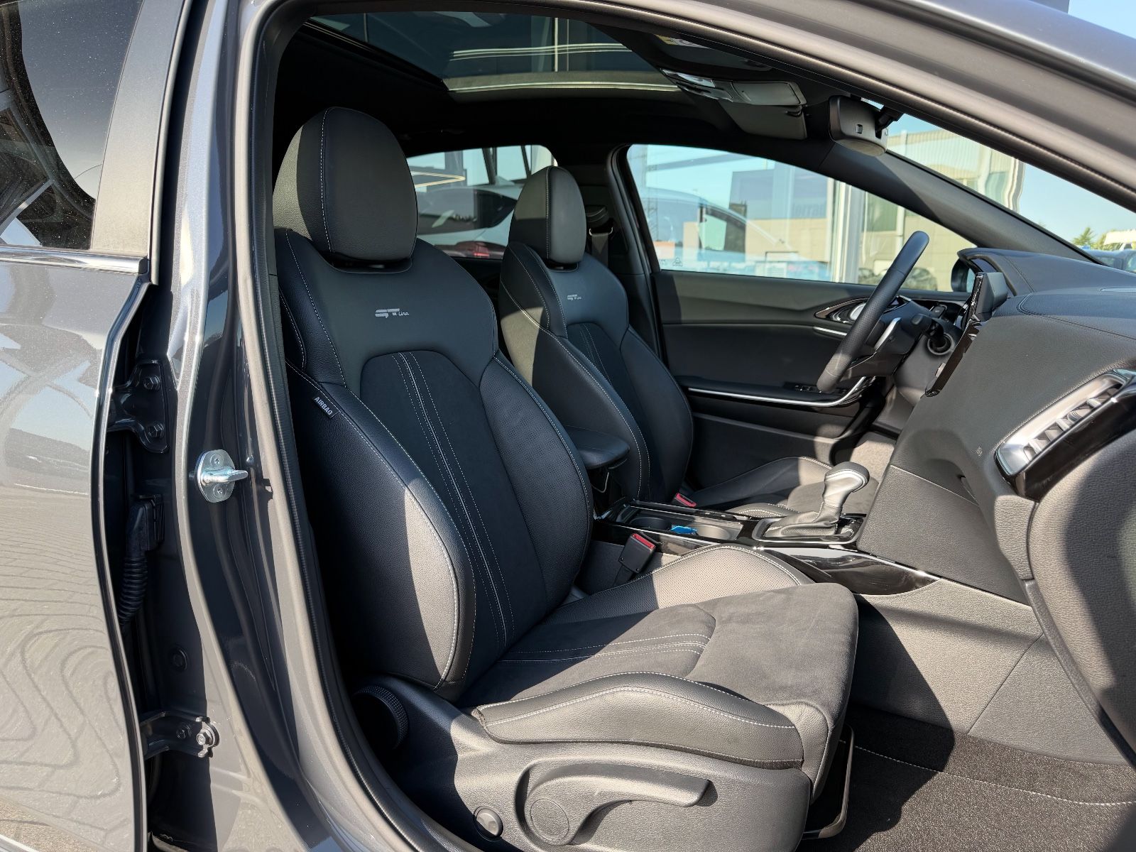Kia Ceed 1.5T GT - Samsaru's Car Outlet
