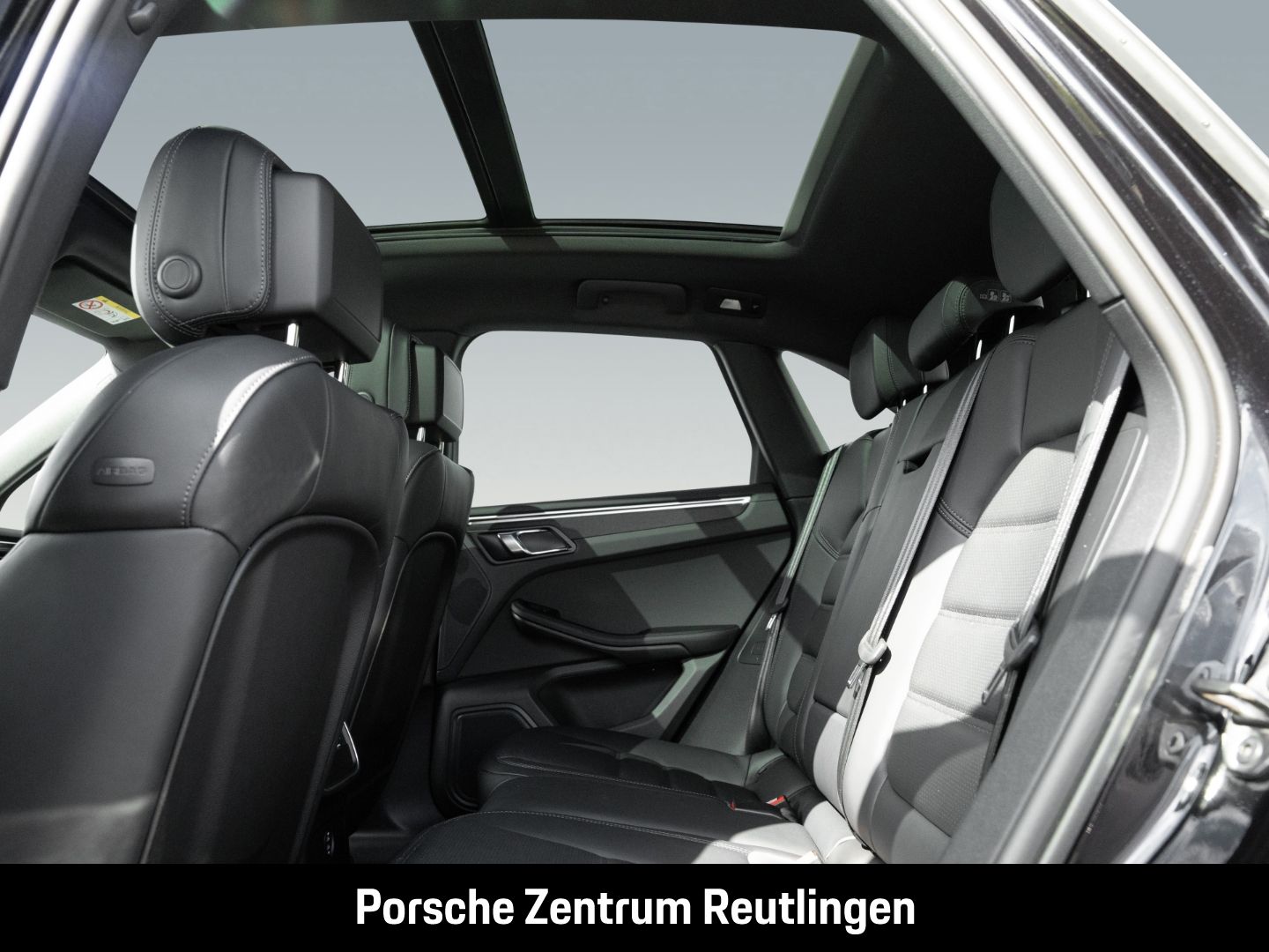 Porsche Macan GTS Panorama Surround-View Luftfederung