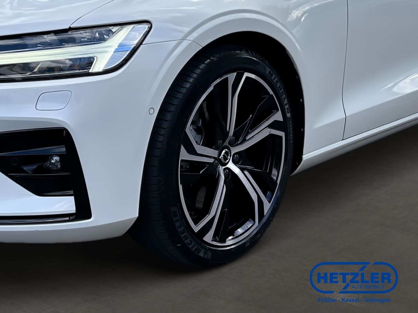Volvo S60 B5 AWD Ultimate StandHZG  Memory Sitze Sound