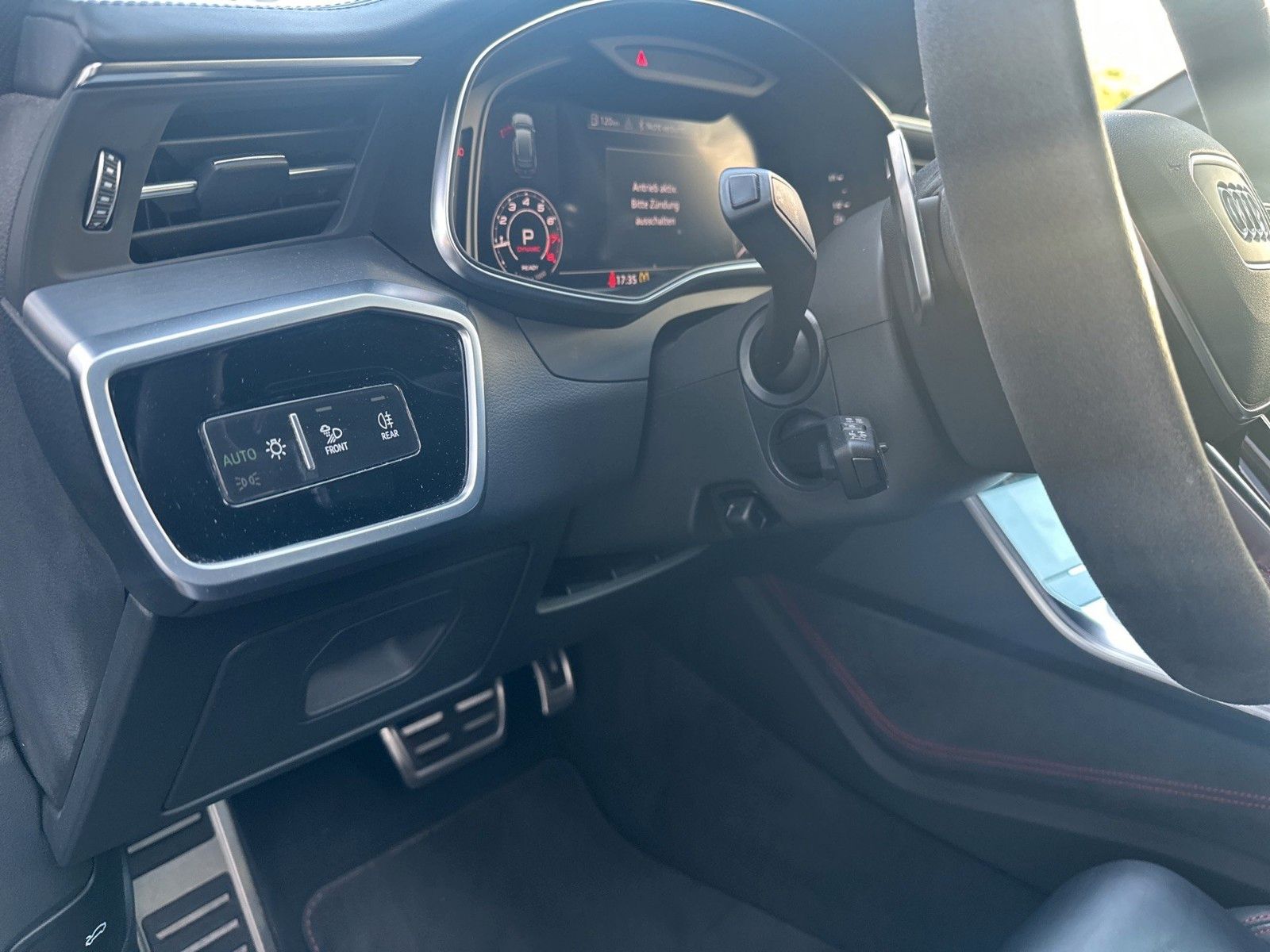 Audi RS6 Avant 4.0 TFSI quattro 22" Laser/B&O/Valcona