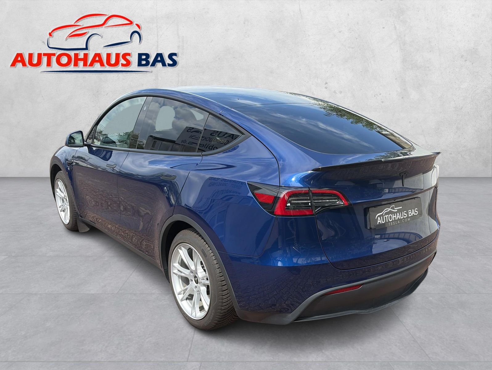 Tesla Model Y RWD * unfallfrei * 1.Hand