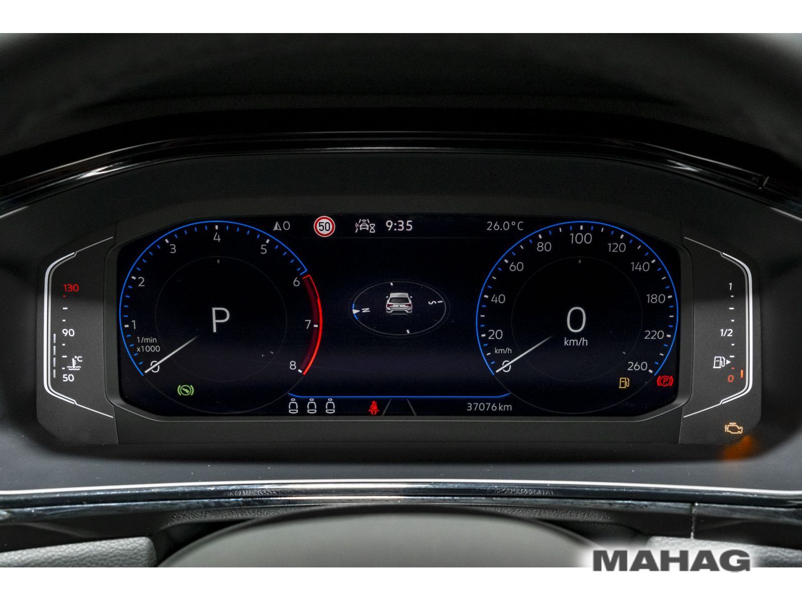 Volkswagen T-ROC 1.5 TSI Style BlackStyle - Samsaru's Car Outlet