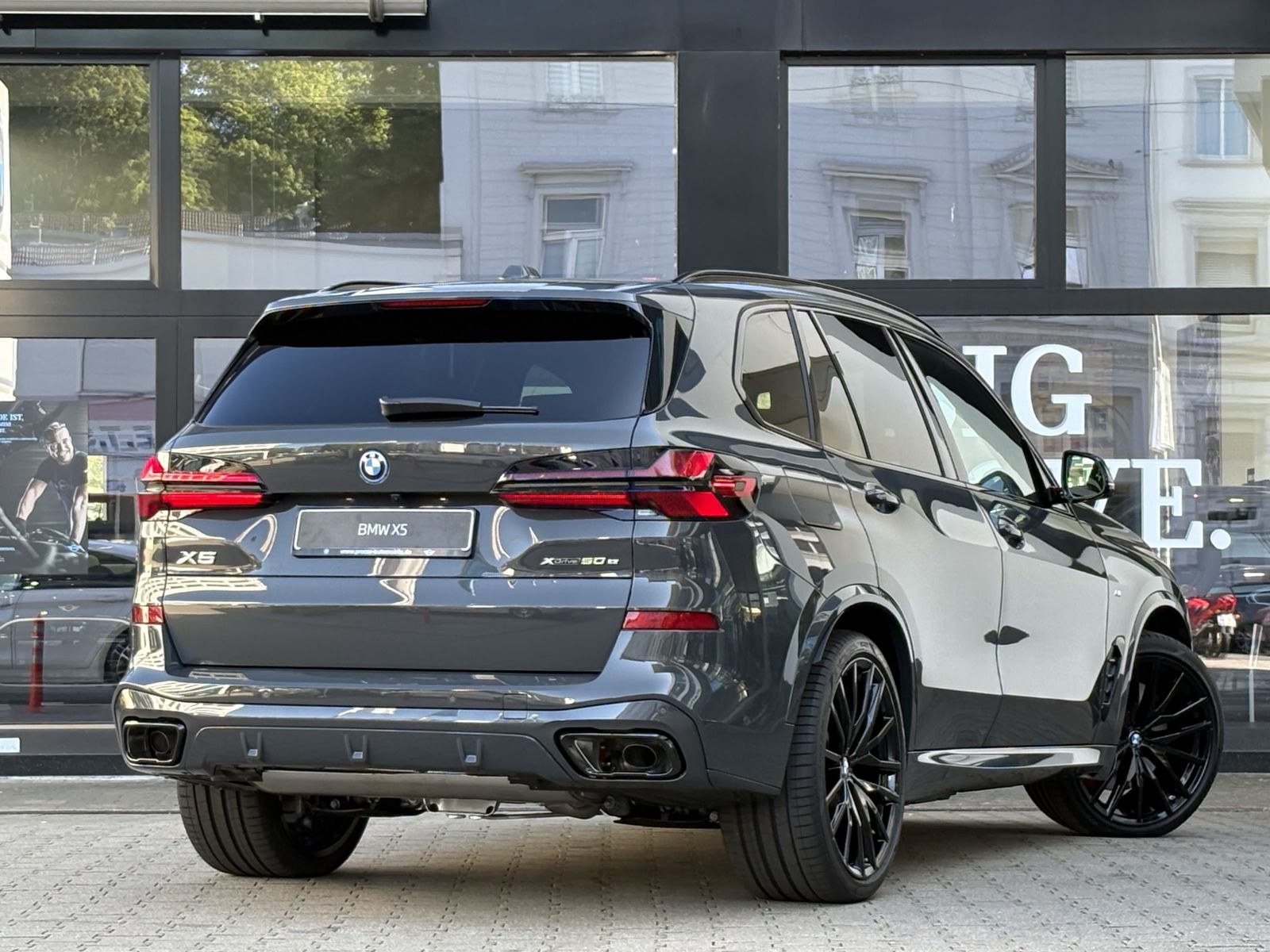 BMW X5 xDrive50e M Sport PANO DA PROF PA PROF HK 22"