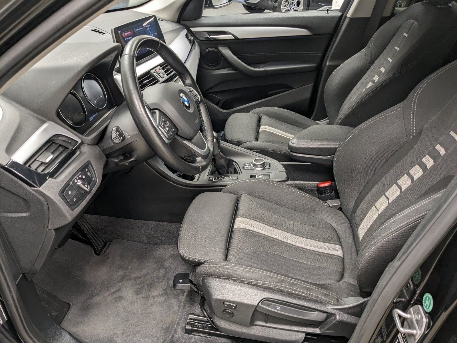 BMW X1 xDrive25e - Samsaru's Car Outlet