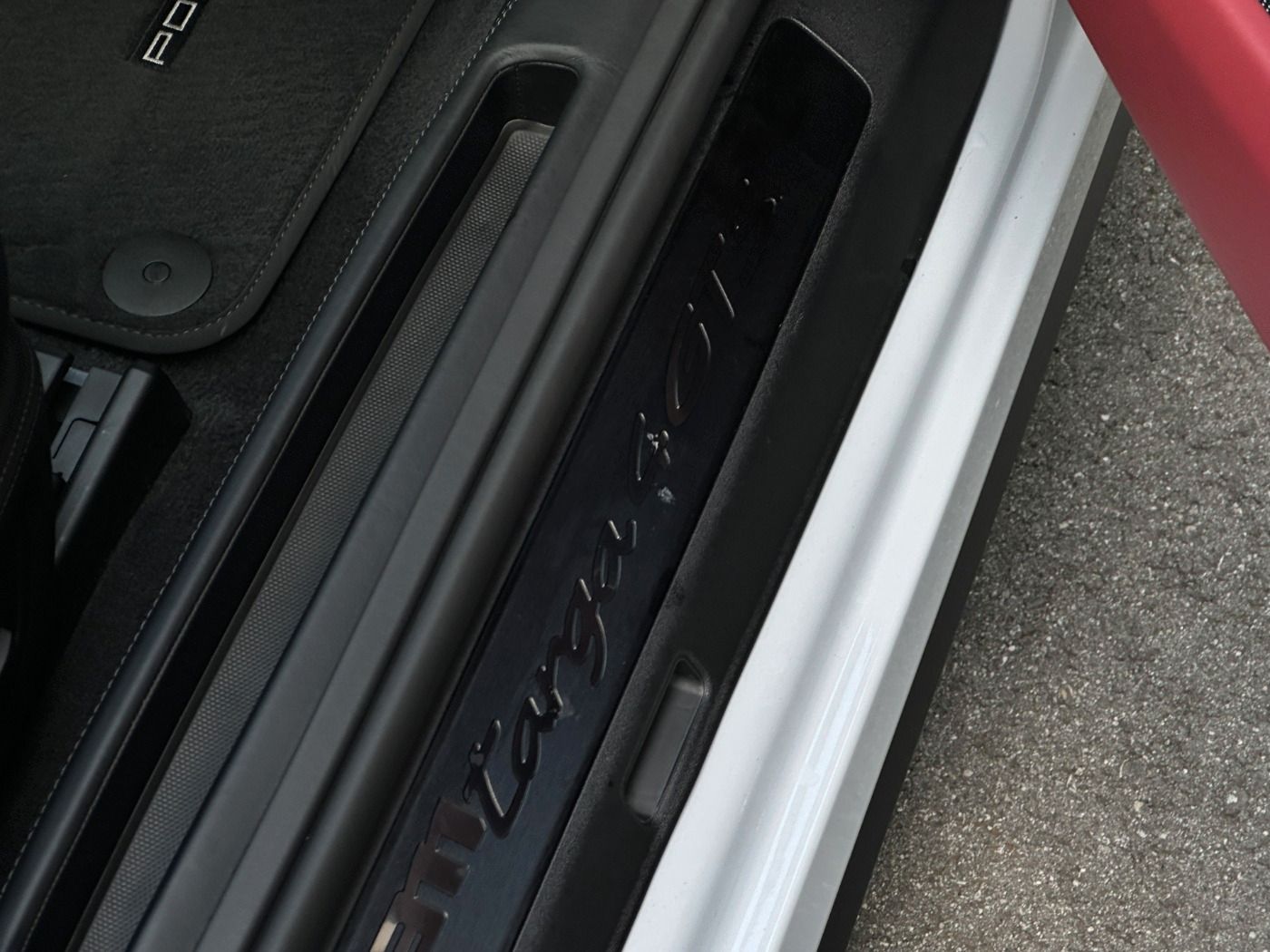 Porsche 992 911 Targa 4 GTS Burmester Lift Sportsitze