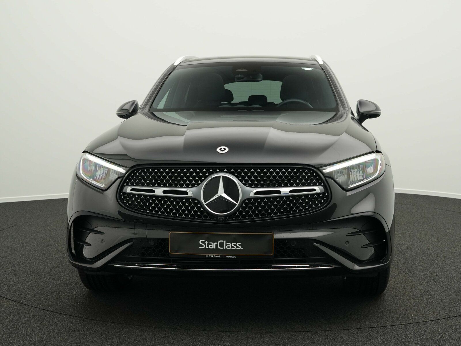 Mercedes-Benz GLC 300 d 4MATIC AMG-Line Pano+Distr+LED+Totw