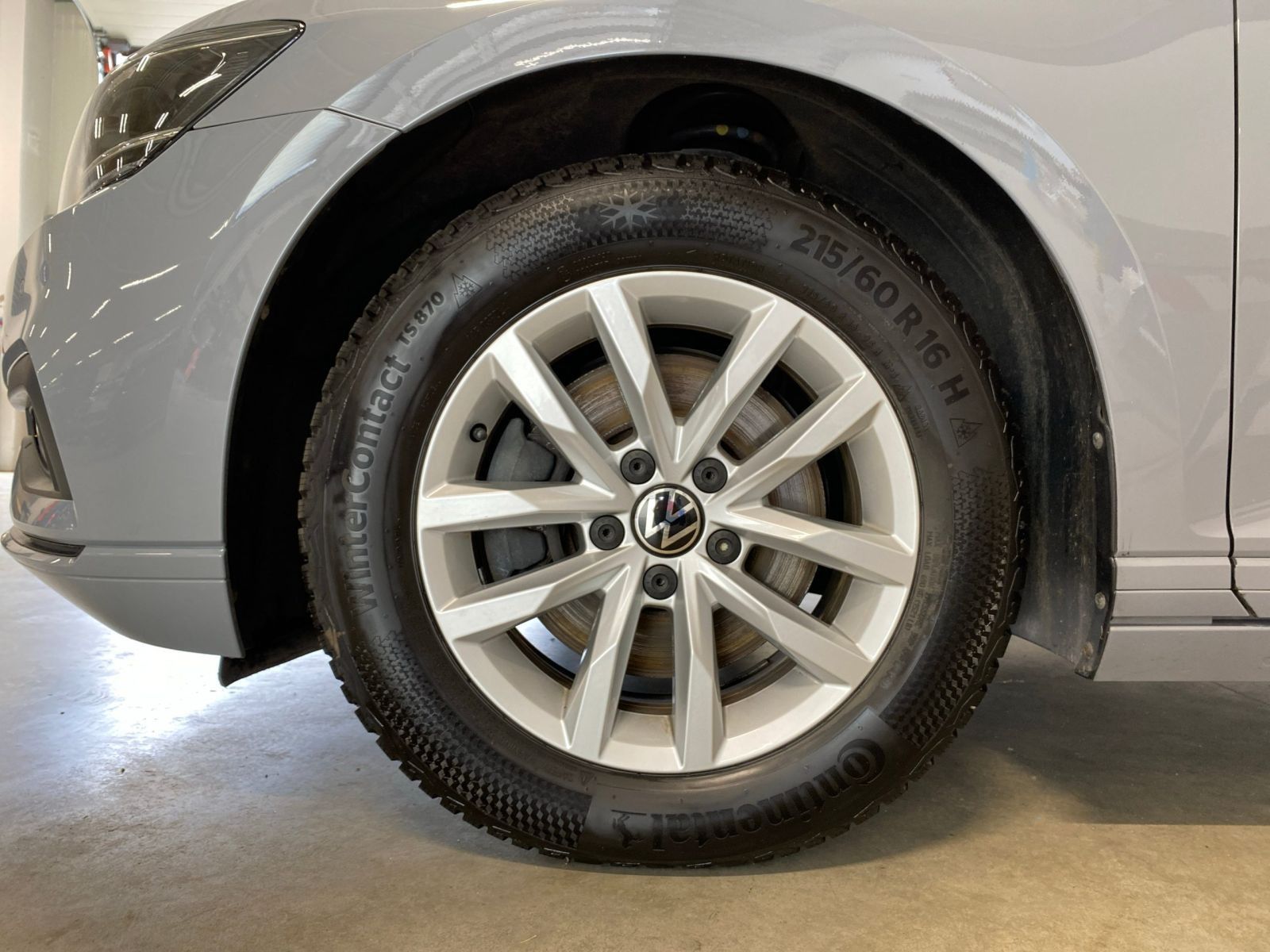Volkswagen Passat Variant 1.5 TSI Business - Samsaru's Car Outlet