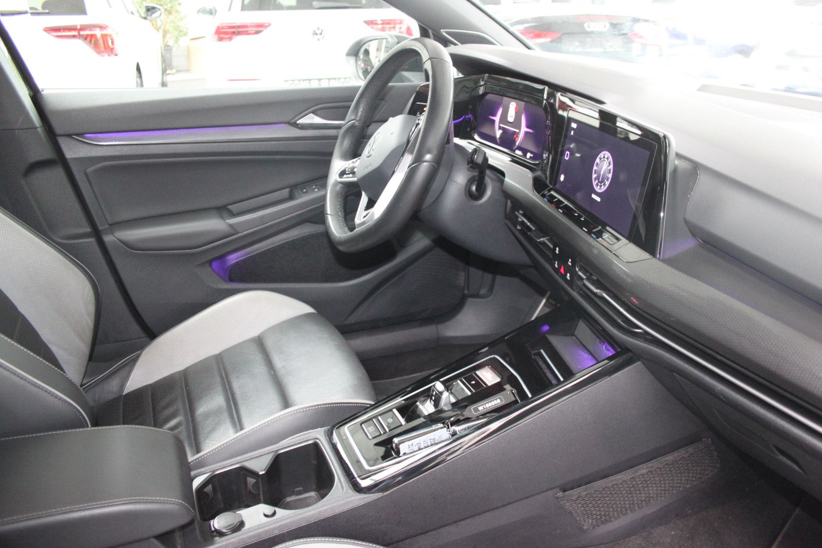 Volkswagen Golf VIII Lim. GTD/DSG/PANO/LEDER/DCC/H&K/HUD/AL