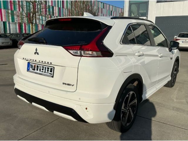 Mitsubishi Eclipse Cross Plus Select Black Hybrid 4WD 2.4 M