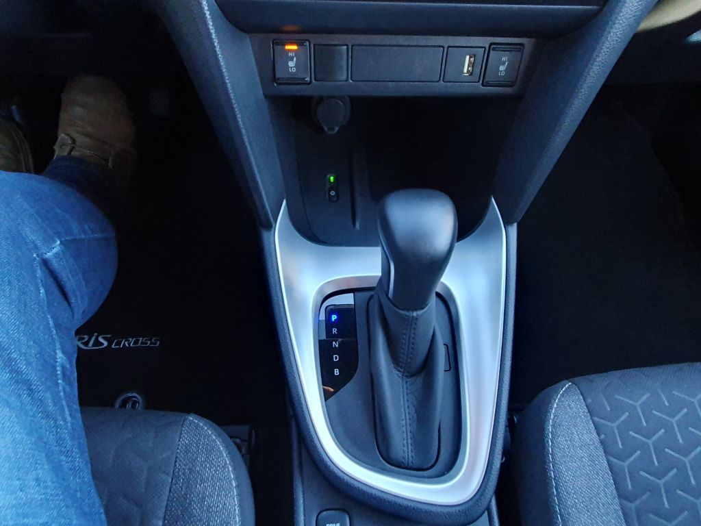 Toyota Yaris Cross Hybrid 1.5 VVT-i Team Deutschland