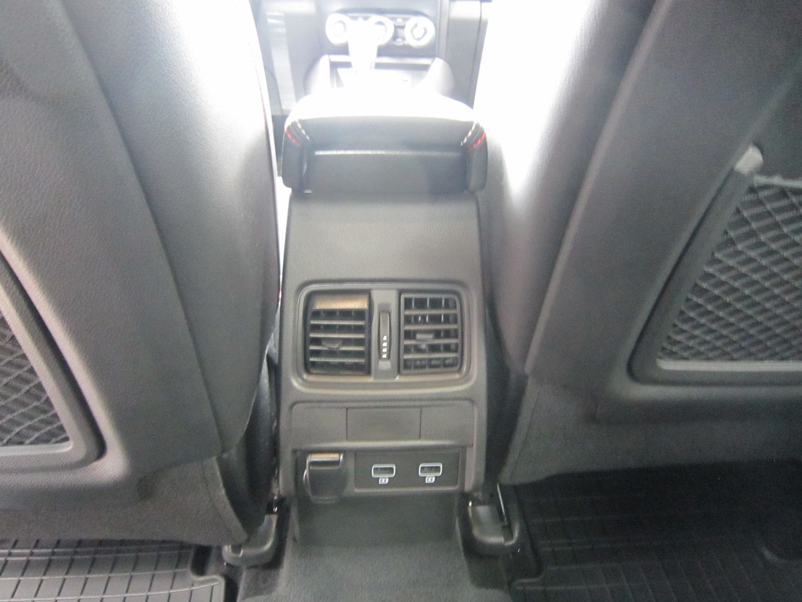 Renault Arkana 1.3 TCe R.S. Line - Samsaru's Car Outlet