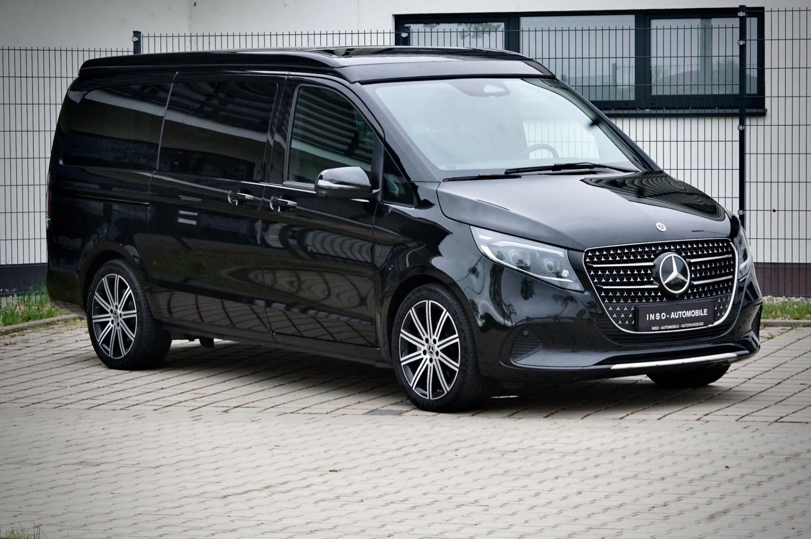 Mercedes-Benz V 250 Marco Polo - Samsaru's Car Outlet