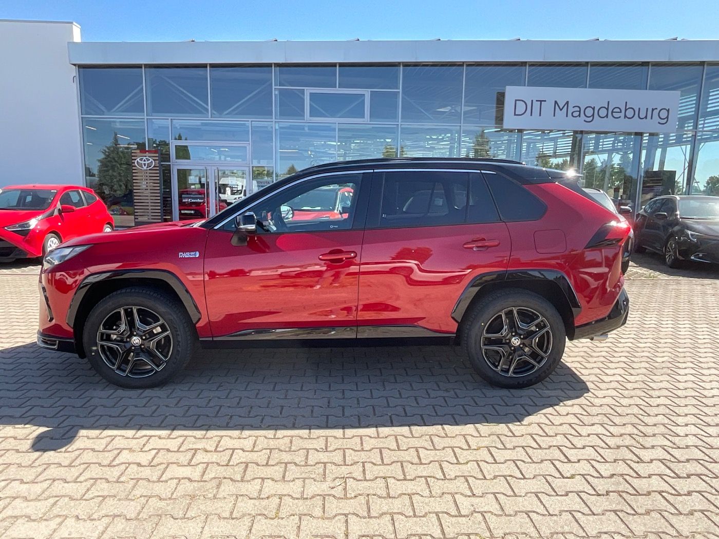 Toyota RAV4 2.5 PluginHybrid GR Sport - Samsaru's Car Outlet