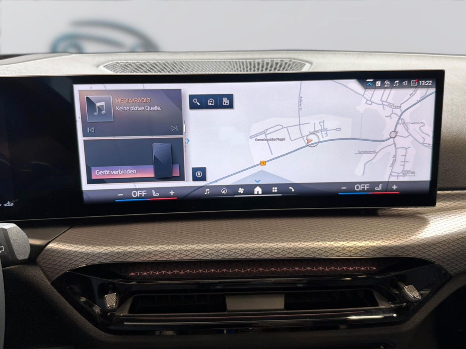 BMW 318i Touring M-Sport AHK ACC KZ 360° HUD PANO IQ