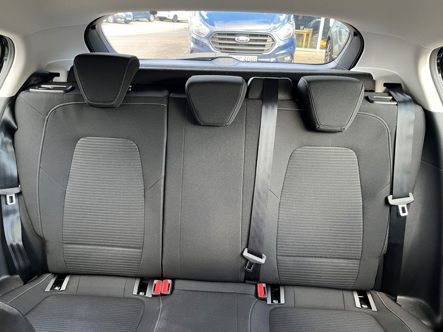 Ford Focus Titanium Editio LED ACC Apple CarPlay Andr