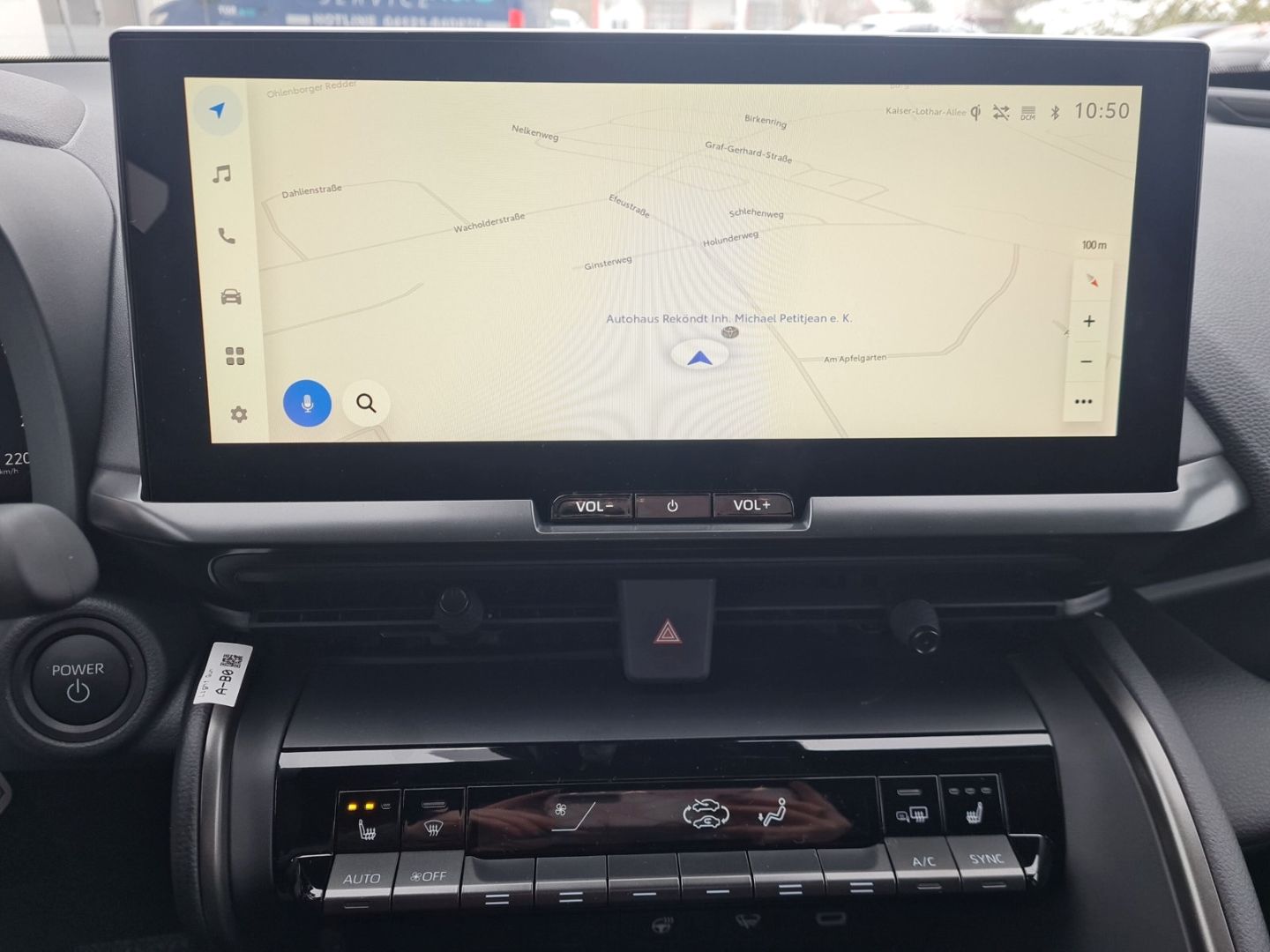 Toyota C-HR 4x2 Team Deutschland - Samsaru's Car Outlet
