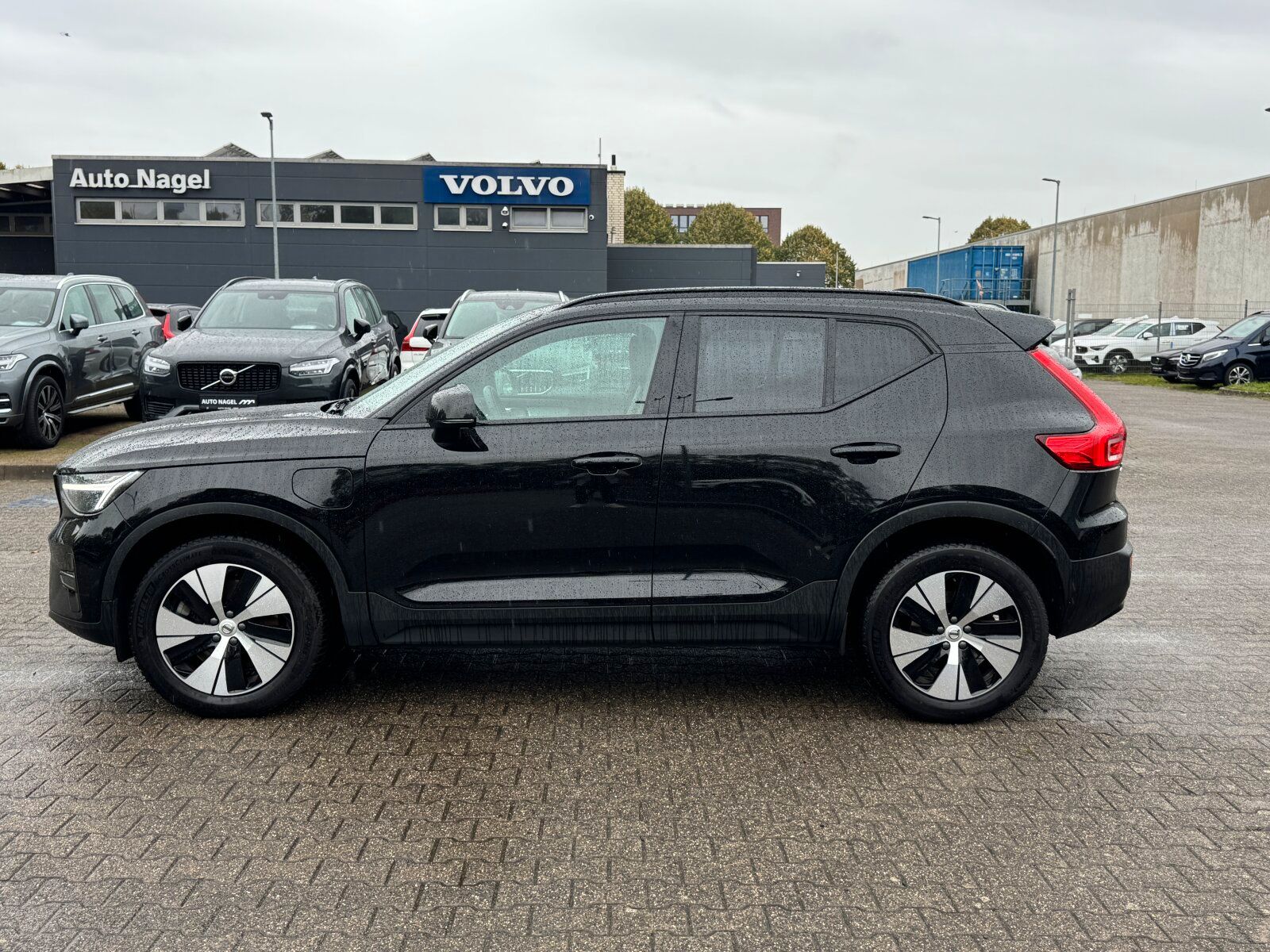 Volvo XC40 T4 Plus Dark AHK|FAHRER ASSIST|LED|ACC